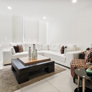 AMUEBLADO DE 2 RECAMARAS CON FAMILY ROOM