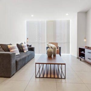 AMUEBLADO DE 2 RECAMARAS CON FAMILY ROOM