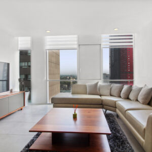 AMUEBLADO DE 2 RECAMARAS CON FAMILY ROOM