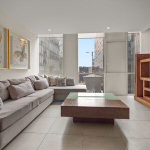 LINDO AMUEBLADO DE 2 RECAMARAS Y FAMILY ROOM