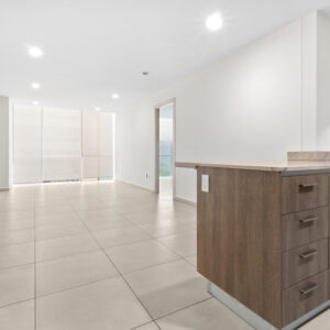 SIN MUEBLES DE 2 RECAMARAS CON FAMILY ROOM